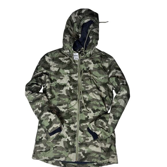 Empyre Jackets & Blazers - Empyre Clothing Camo Print Hooded Womens Jacket Size Small Lined Full Zip NWT